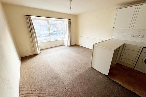 1 bedroom flat for sale, Torrington Gardens, Torrington Street, Grimsby, N.E. Lincs, DN32 9QH