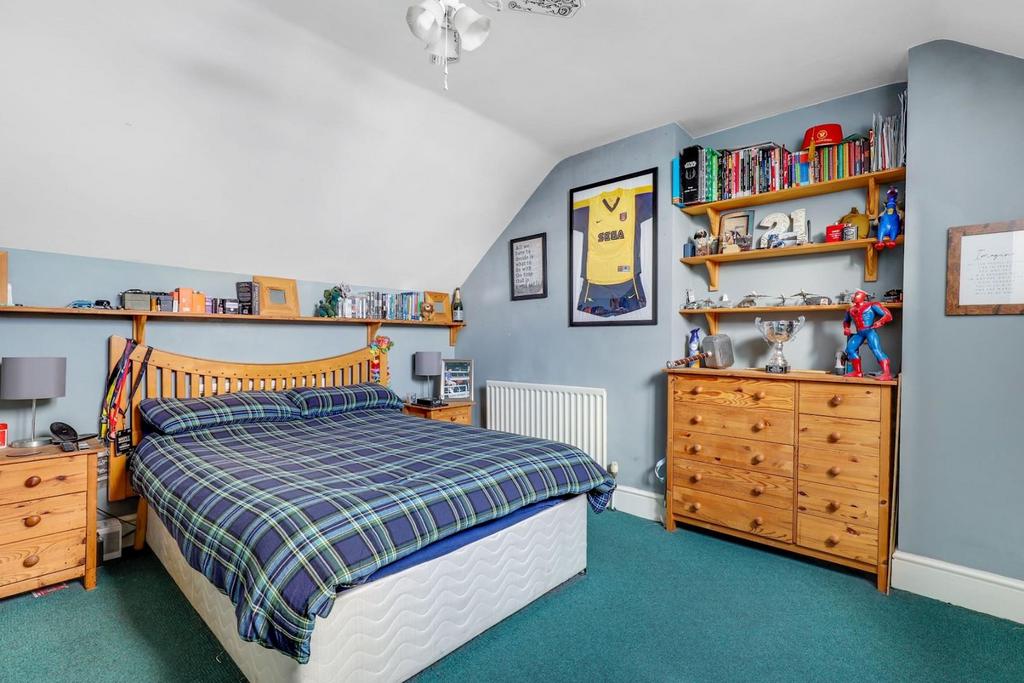 13-1667 JHProp World - 63 Byne Road - 37-medium.jpg