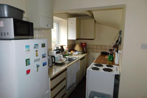 1 bedroom flat to rent, The Close, Rochester ME1