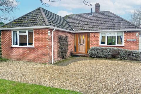 3 bedroom bungalow for sale, Balmer Lawn Road, Brockenhurst, SO42