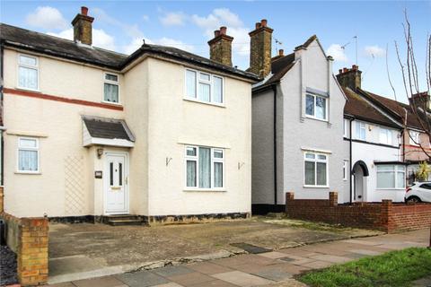 3 bedroom end of terrace house for sale, Manchester Drive, Leigh-on-Sea, Essex, SS9