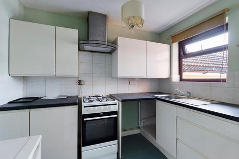 2 bedroom flat for sale, Thamesmead Close, Gosport PO12