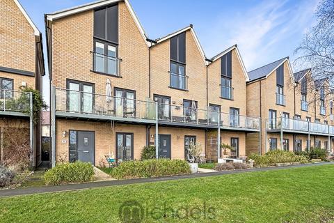 4 bedroom townhouse for sale, Quayside Parade, Rowhedge, Colchester, CO5