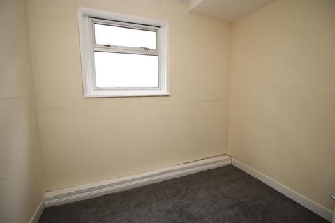 3 bedroom bungalow to rent, Swift Avenue, Jaywick, Clacton-on-Sea