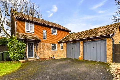 4 bedroom detached house for sale, Privet Road, Lindford, Bordon, Hampshire, GU35