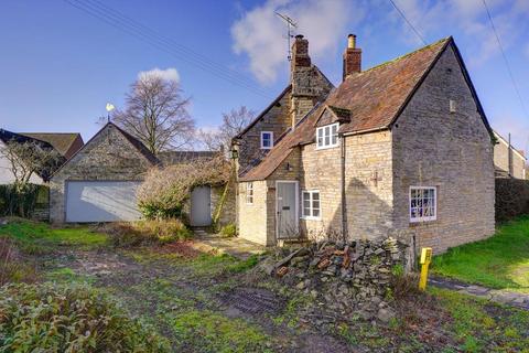 3 bedroom detached house for sale, Main Street, Cleeve Prior, Evesham