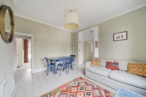 1 bedroom flat for sale, Cromford Road, Wandsworth