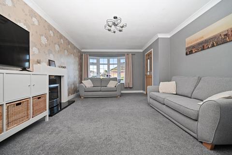 3 bedroom end of terrace house for sale, Greenacre Park Mews, Rawdon, Leeds