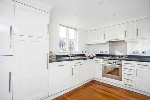 2 bedroom flat to rent, Elvaston Place, South Kensington, London, SW7