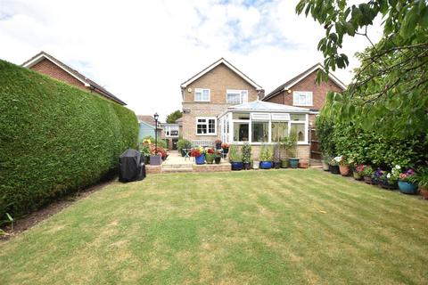 3 bedroom detached house for sale, Bramley Way, Ashtead KT21