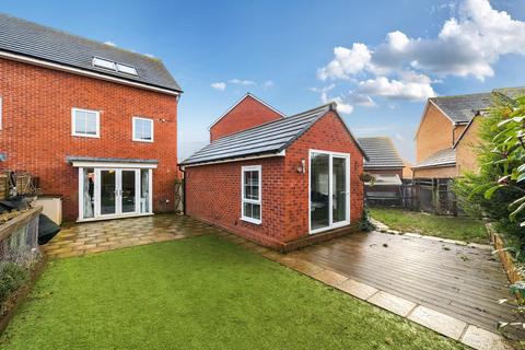 14 Front Home Close, Patchway, Bristol, BS34 5TY