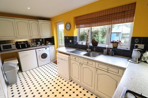 4 bedroom detached house for sale, St. Davids Close, Stevenage, Hertfordshire, SG1