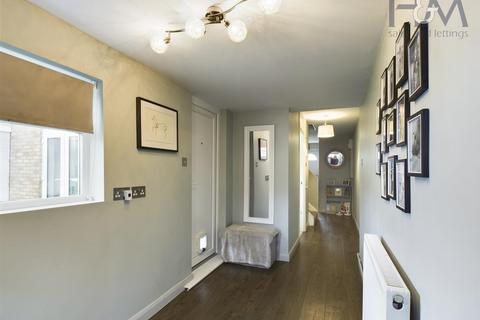 300 Archer Road, Stevenage, SG1 5HN