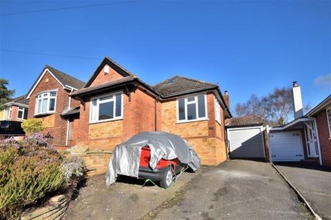 3 bedroom detached bungalow to rent, Milton Crescent, Gornal