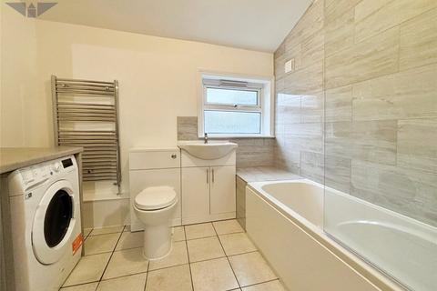 1 bedroom maisonette to rent, Kingston Road, Surrey TW18