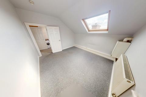 1 bedroom terraced house to rent, Radcliffe Road, West Bridgford, Nottingham, Nottinghamshire, NG2