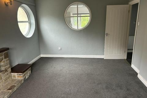 2 bedroom apartment to rent, Sizehouse Village, Rossendale