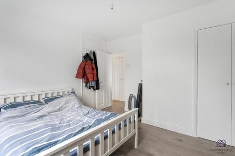 2 bedroom flat for sale, Days Mead, Hatfield, Hertfordshire, AL10