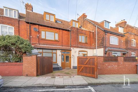 6 bedroom terraced house for sale, St James Road, Wallasey CH45