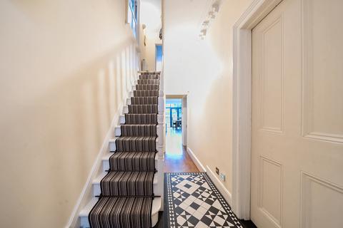 47 Grove Lane, Kingston Upon Thames, KT1 2SR