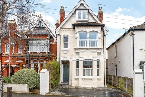 Grove Lane, Kingston Upon Thames, KT1