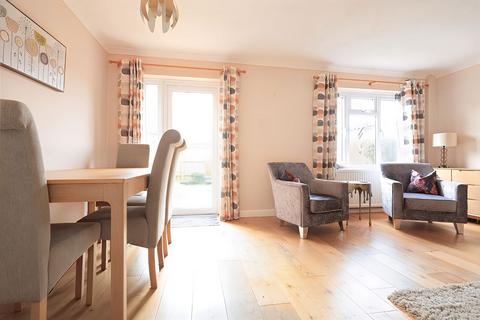 45 Burwell Meadow, Witney, OX28 5JG