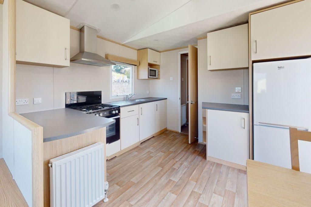 White Rose - Carnaby-Clifton-36995