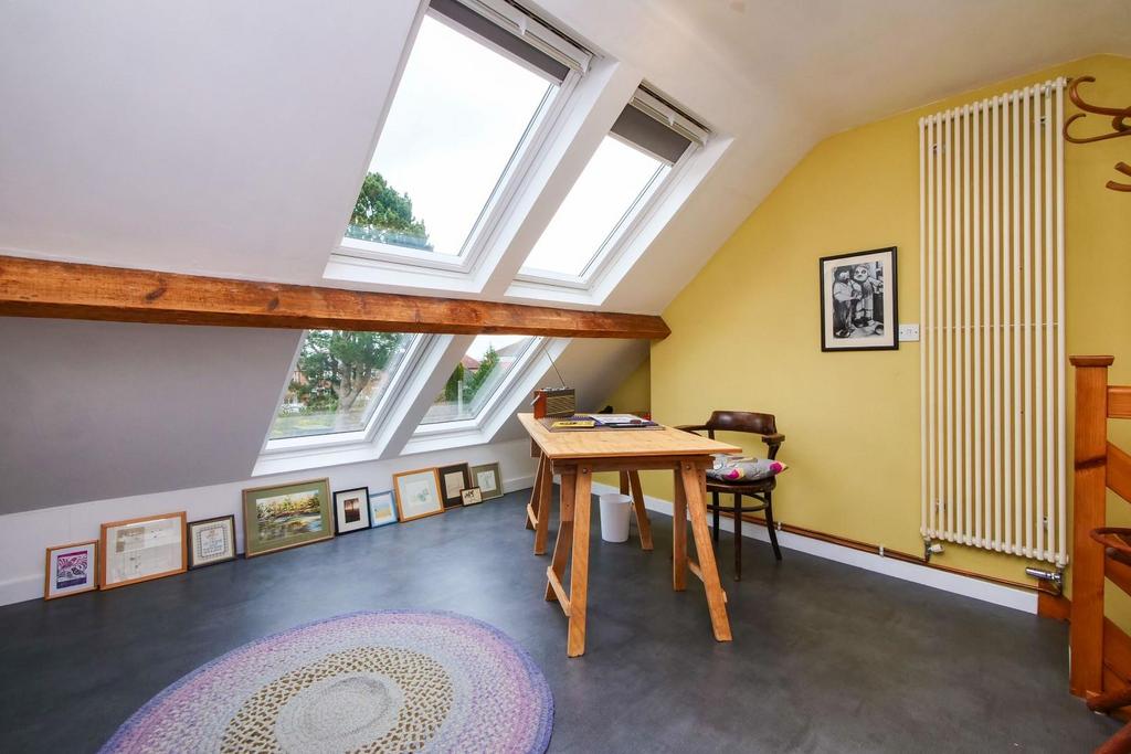 Bedroom 4 (2)