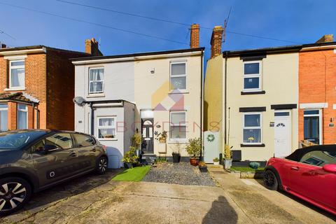 2 bedroom semi-detached house for sale, Harwich Road, Colchester CO4