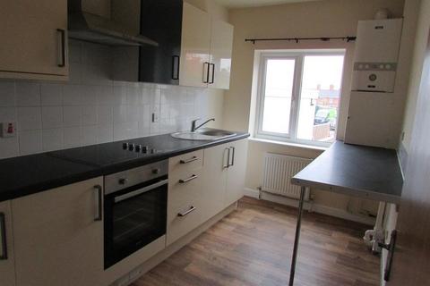 2 bedroom flat to rent, Lichfield Street, Tamworth, B79 7QB