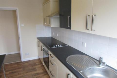 2 bedroom flat to rent, Lichfield Street, Tamworth, B79 7QB