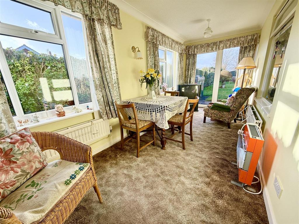 Garden room