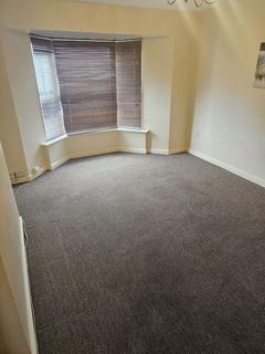 2 bedroom flat for sale, Station Road, Wombwell S73