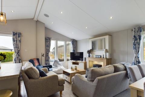 3 bedroom lodge for sale, Seaview Gorran Haven Holiday Park