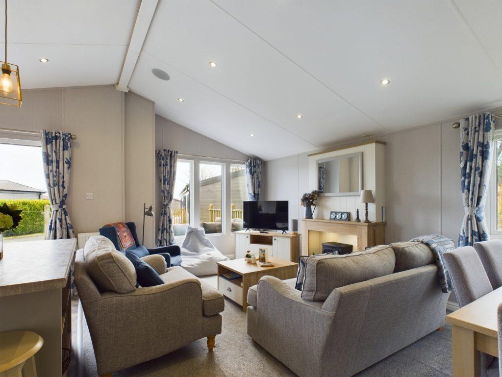 Seaview Gorran Haven- Willerby-Pinehurst-149000