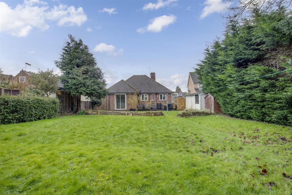 11 Wycombe Road, HP15 6 RX-13.jpg