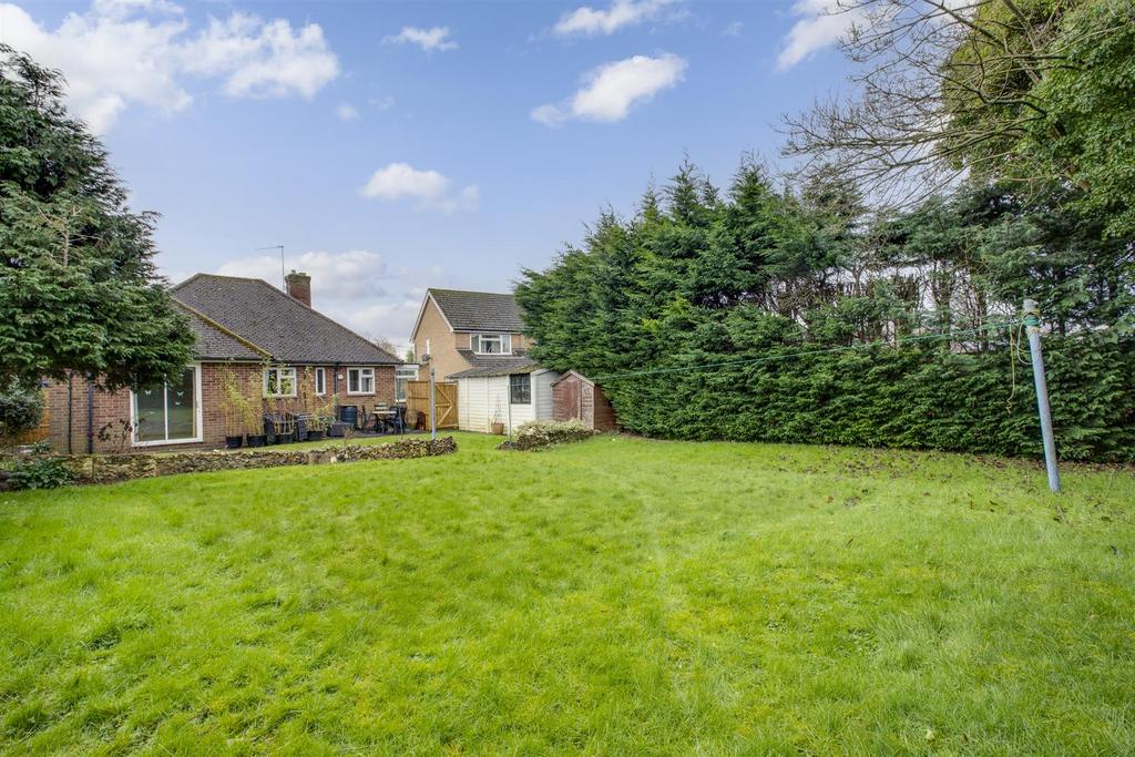 11 Wycombe Road, HP15 6 RX-14.jpg