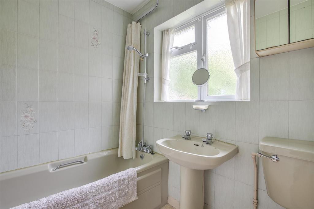 11 Wycombe Road, HP15 6 RX-7.jpg