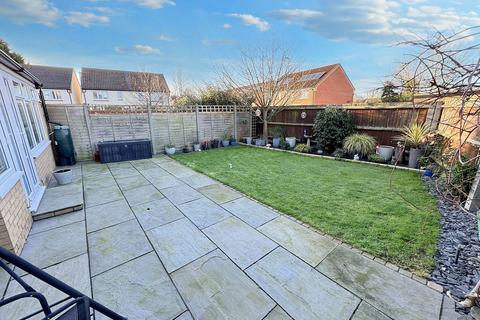 3 bedroom semi-detached house for sale, Guntons Close, Soham