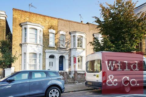 2 bedroom flat for sale, Powerscroft Road, Hackney