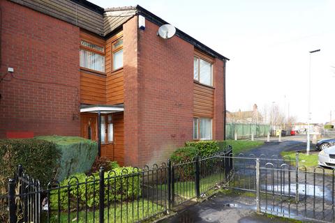 4 bedroom end of terrace house for sale, Ribble Walk, Manchester M43