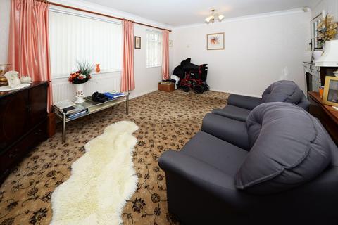 4 bedroom end of terrace house for sale, Ribble Walk, Manchester M43