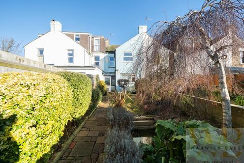 2 bedroom terraced house for sale, Middle Road, Shoreham-By-Sea