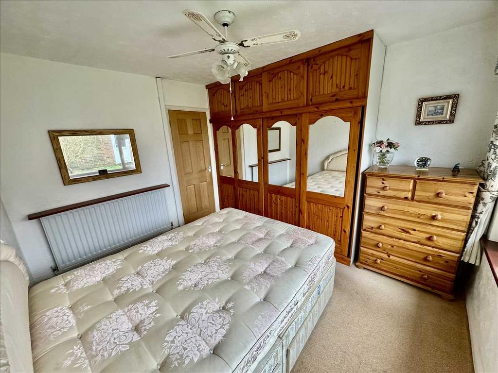 BEDROOM 1 (Rear)