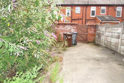 2 bedroom terraced house to rent, Wigan Road, Leigh WN7