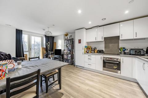 2 bedroom apartment for sale, Grosvenor Court, Adenmore Road, London, SE6 4FD