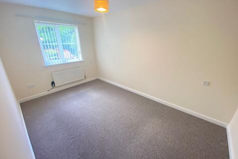 3 bedroom end of terrace house to rent, Cedar Wood Drive, Rogerstone, Newport