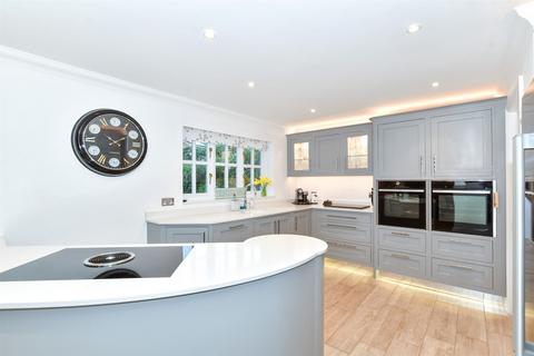 4 bedroom detached house for sale, Mill Lane, Wateringbury, Maidstone, Kent