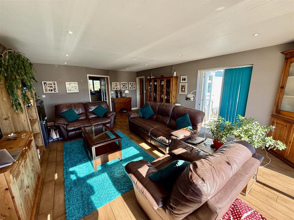 Large Living Room