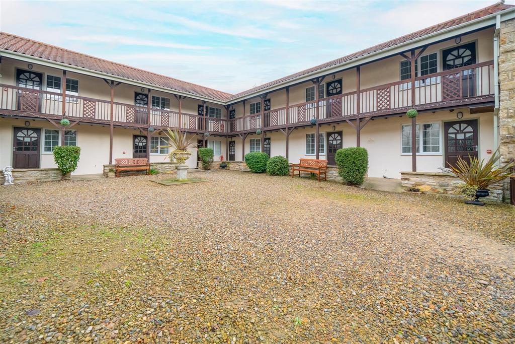 24235 East Ayton Lodge Hotel-048.jpg